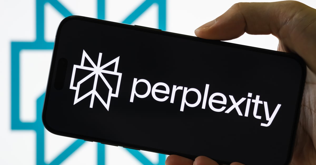 PerplexityのPortable Computerが示すローカルAIの利点と企業導入の課題