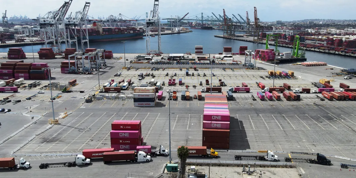 Trump Advances New Tariffs on 60 Countries Over Forced Labor Claims
