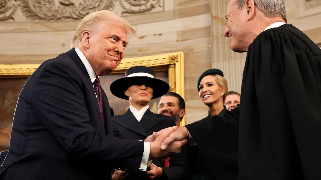Юрист предупреждает: ходатайство администрации Трампа в Верховном суде может спровоцировать «октябрьскую засаду» против голосования по почте
