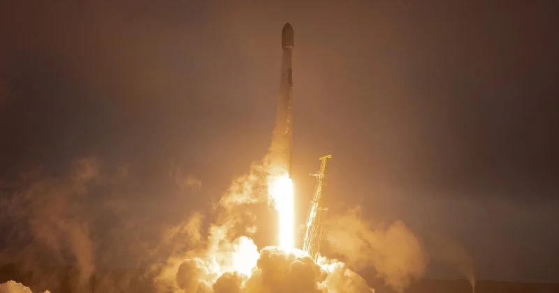 Акции SpaceX выросли на 9% перед первым отчётом о прибылях на фоне высокой краткосрочной позиции и истечения периода блокировки