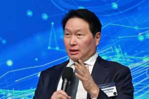 El presidente del Grupo SK, Chey Tae-won, realiza su primera compra personal de acciones de SK hynix