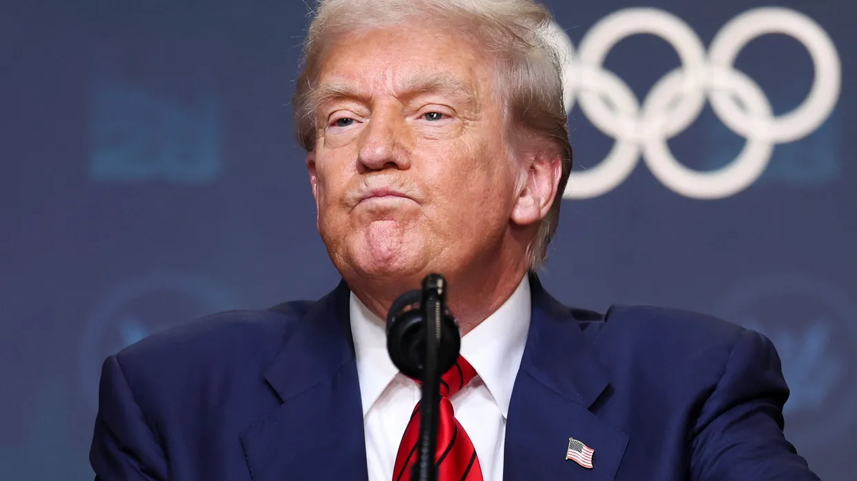 ボディーランゲージ専門家、授賞式でトランプ氏に「怒りと当惑」の兆候があったと指摘