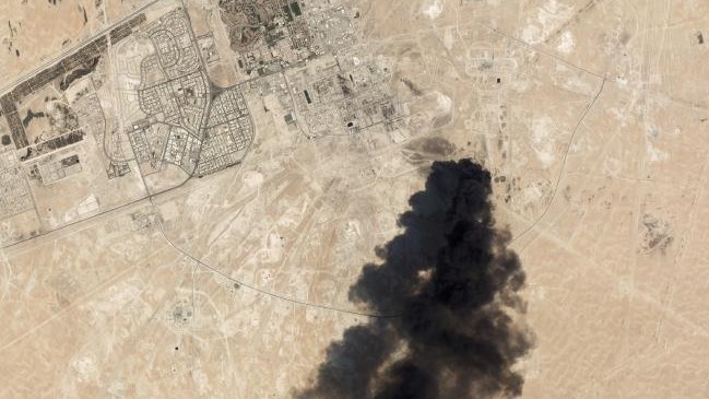 Нападение на Абкайк: нефтяные рынки могут недооценивать системную угрозу надежности саудовского экспорта