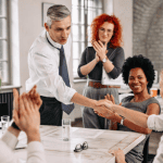 What Modern Employee Recognition Looks Like in a Digital Workplace