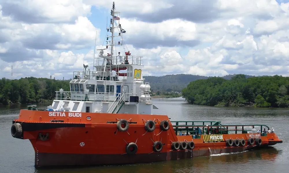 L'amministratore delegato di Alam Maritim, Azmi Ahmad, tratto in fermo nell'ambito dell'indagine della Commissione anticorruzione malese