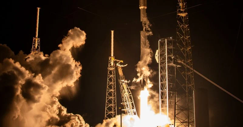 SpaceX идёт к первому отчёту о доходах с $100 млрд наличными и квартальными расходами на ИИ в размере $15,8 млрд