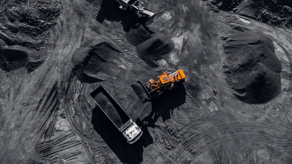 Rio Tinto and Glencore Post Near-Record Results Amid Middle East Volatility and AI-Driven Metals Demand