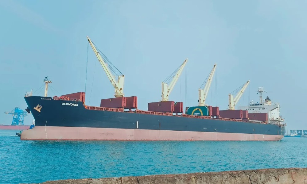 Costamare Bulkers продаёт самое старое судно в рамках обновления флота