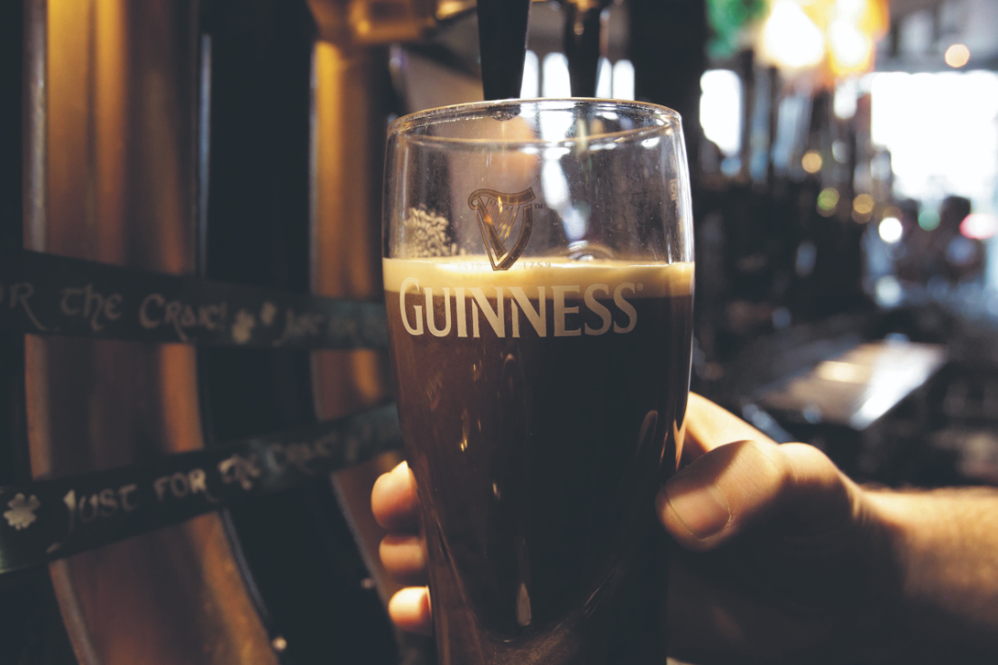Акции Diageo взлетели до 8% благодаря плану нового CEO Дэйва Льюиса по сокращению расходов на $850 млн