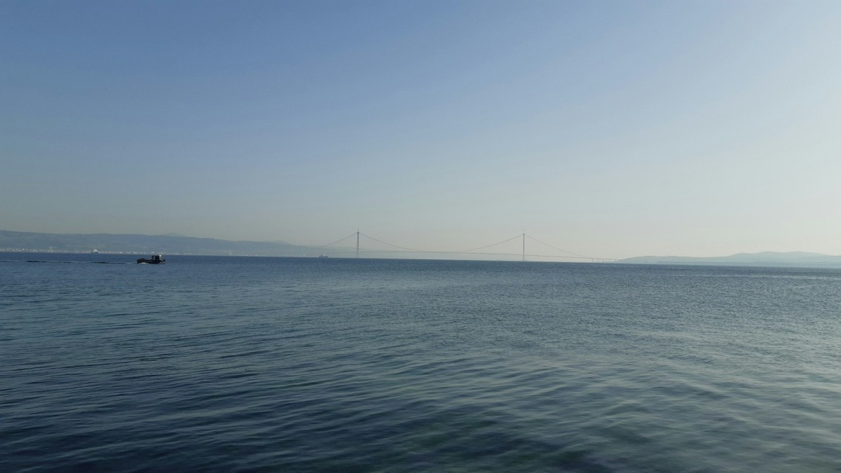 荷莫茲之外：全球其他石油咽喉要道皆面臨壓力