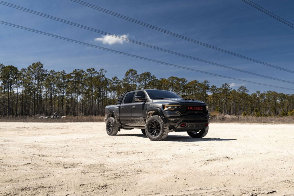 Fuel Off-Road назначает Джака Роберто амбассадором бренда и запускает диски HC906 Halo и FC907 Heist