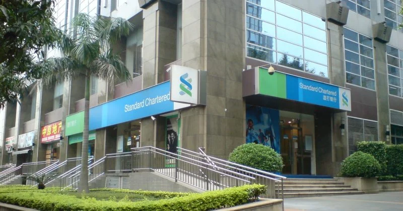 Standard Chartered si affida alle strategie hedge fund per i clienti del wealth management