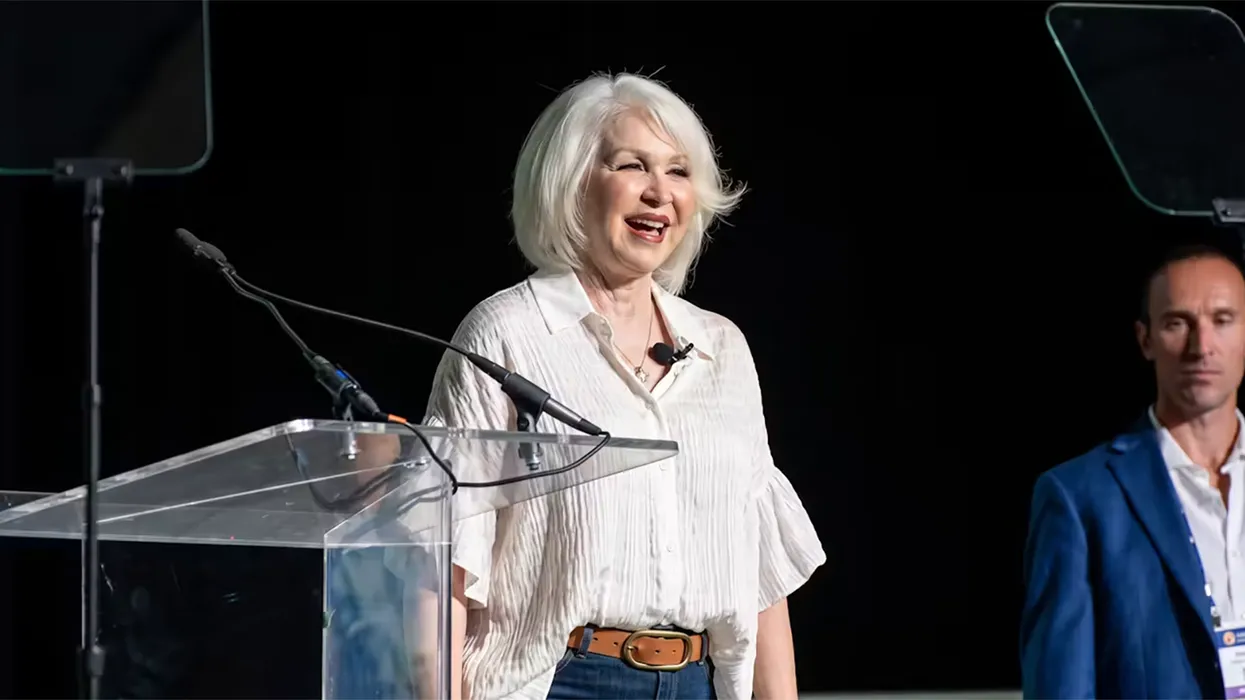 Freed Election Denier Tina Peters Meets Trump Officials to Pitch 2026 Election Proposals