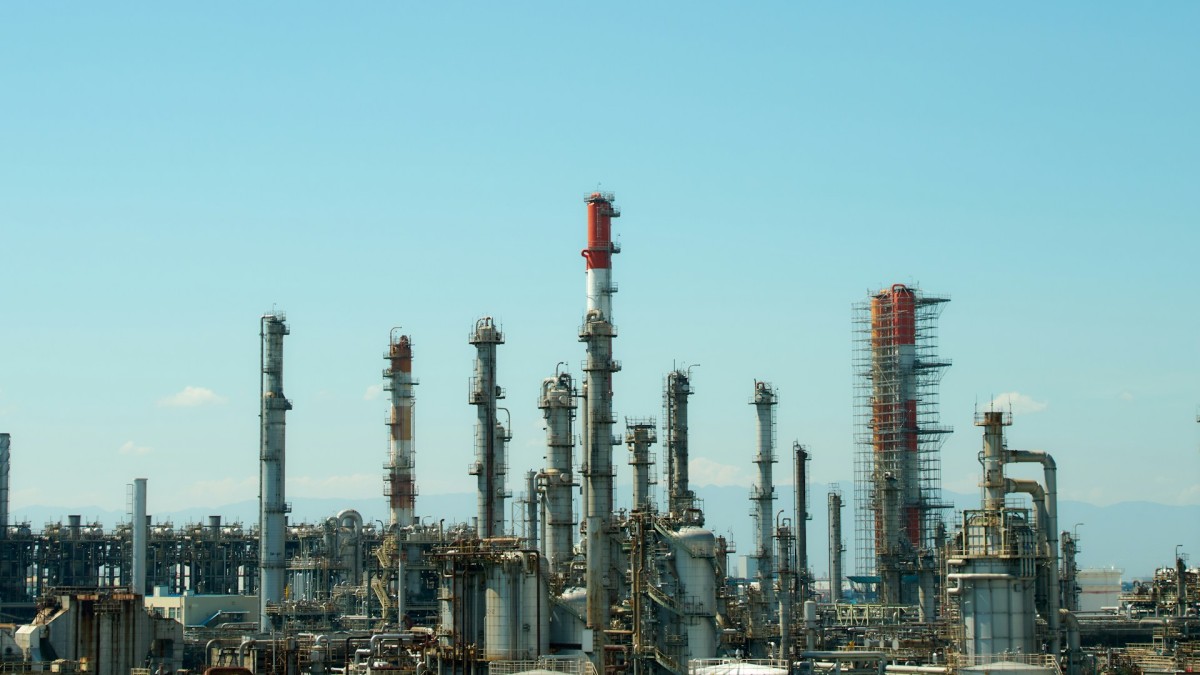 La crisis de Ormuz impulsa a las refinerías asiáticas hacia el petróleo de EE. UU.