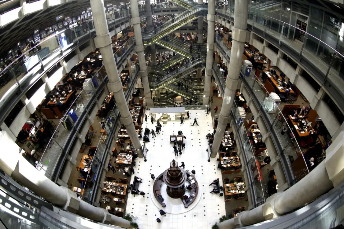 當倫敦熱浪逼近時，Lloyd’s of London 允許員工在家工作