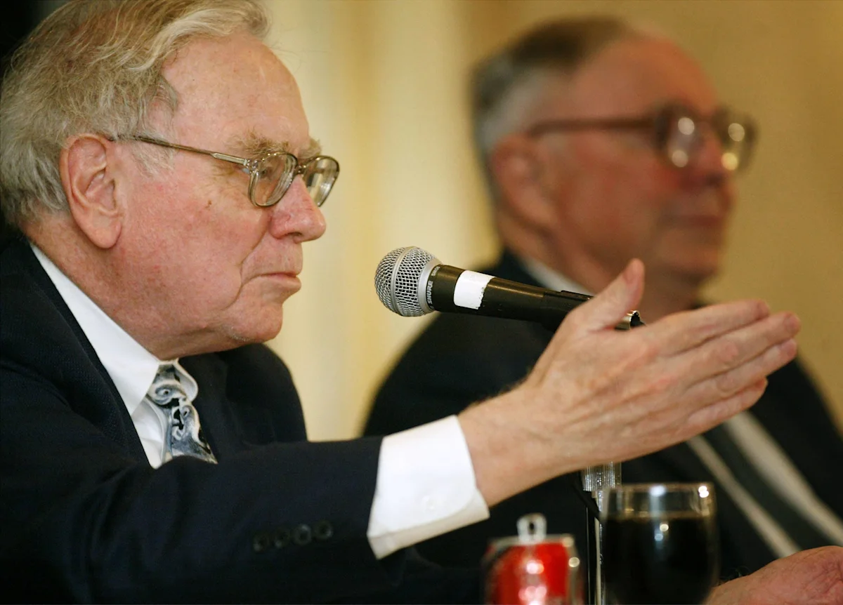 Berkshire Hathaway Raises Delta Air Lines Stake 44% to $5.4 Billion