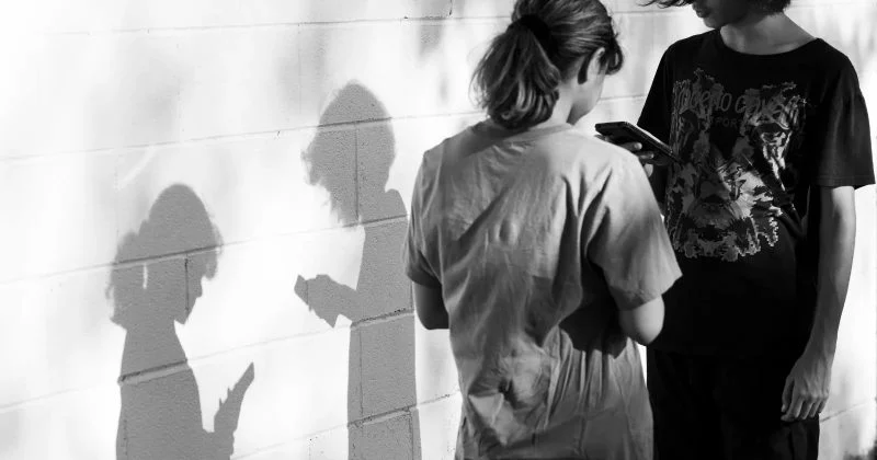 Le società di chatbot affrontano un’ondata di cause per violenza legata all’IA e crisi di salute mentale tra gli adolescenti