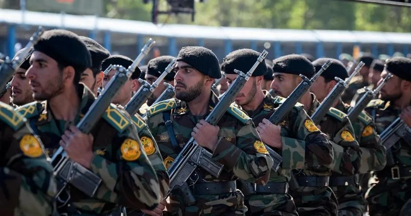 Iran verschärft den Druck auf die USA mit Raketenangriffen und Drohungen gegenüber der Straße von Hormus