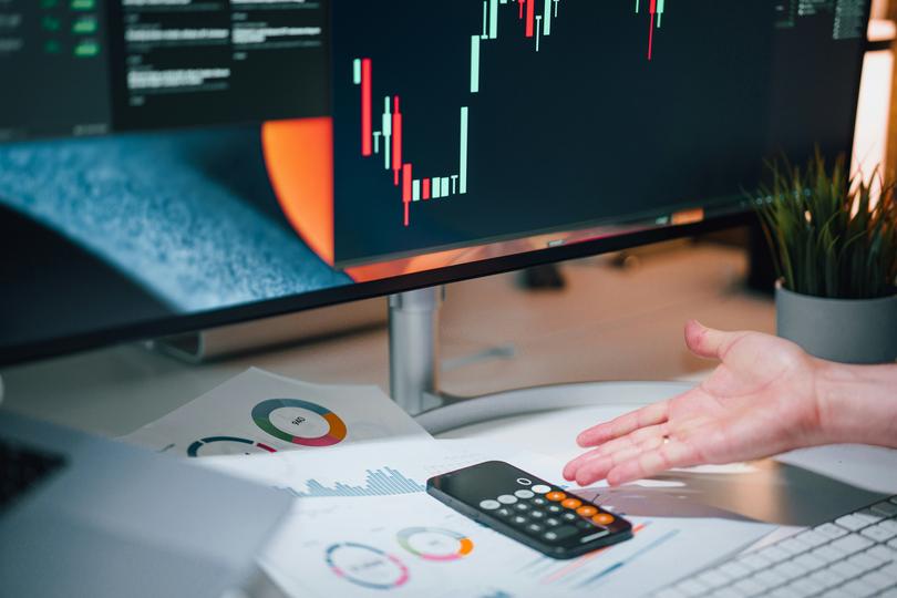 XRP Whales Accumulate 2.8% More Tokens as Small Holders Capitulate