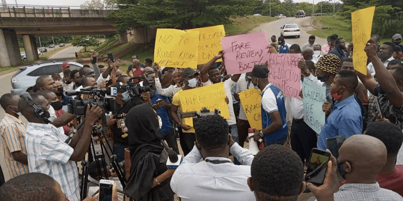 Abuja Uber and Bolt Drivers Threaten Indefinite Strike Over FAAN Airport Ban