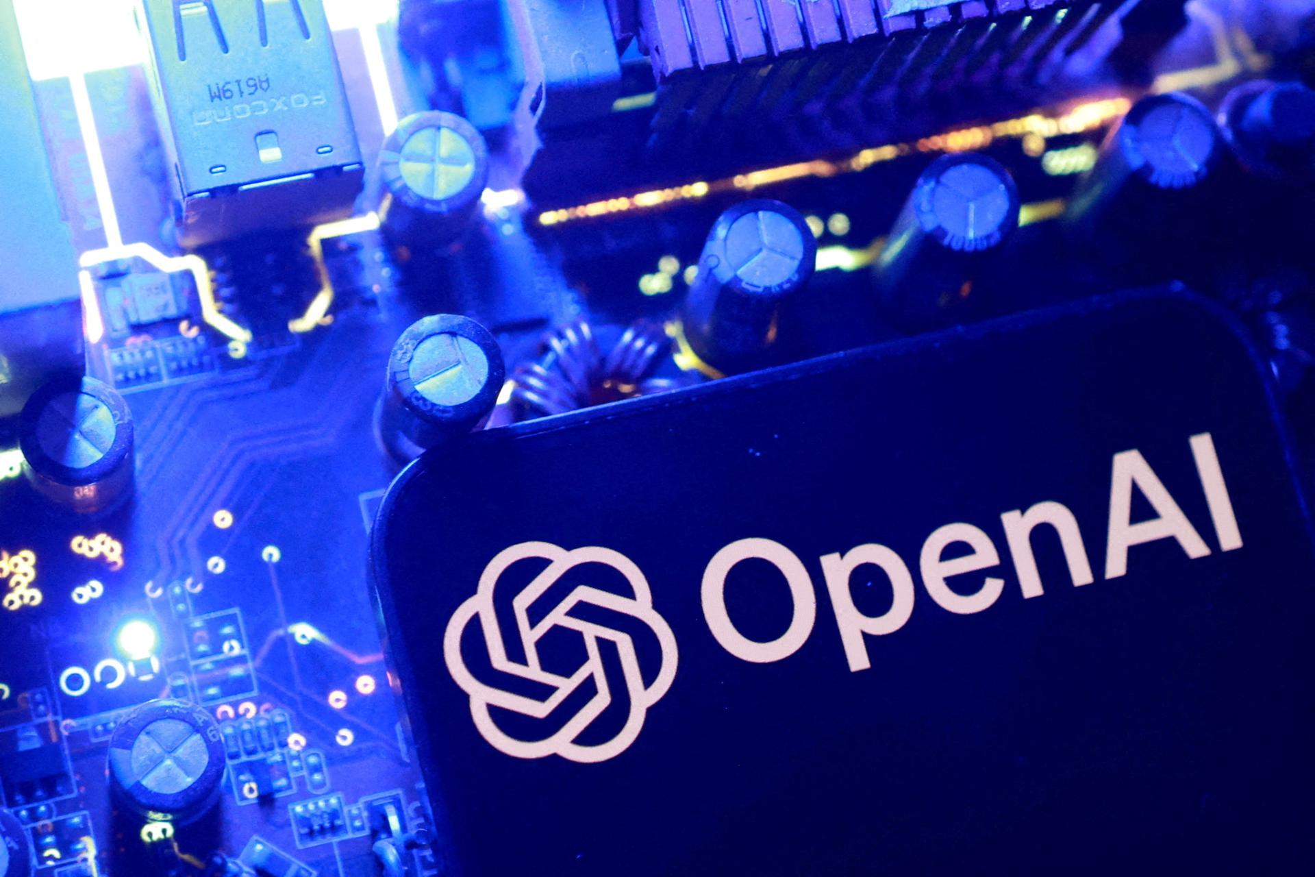 OpenAI dépasse le milliard d'utilisateurs actifs alors que la concurrence en IA s'intensifie