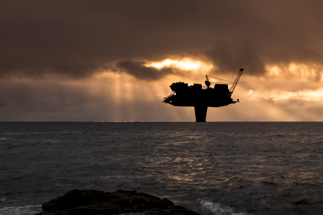 BP уходит из Северного моря после налогового удара правительства, завершая десятилетия добычи в Великобритании