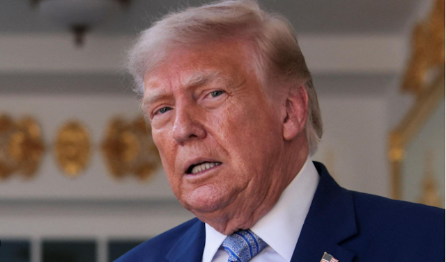 Трамп заявил, что США лидируют над Китаем в сфере ИИ, пока Вашингтон сосредоточен на контроле за искусственным интеллектом