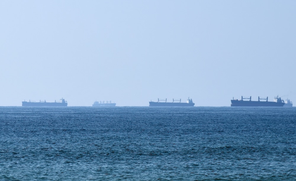 Weekend lull fails to loosen shipping pressures in the Strait of Hormuz