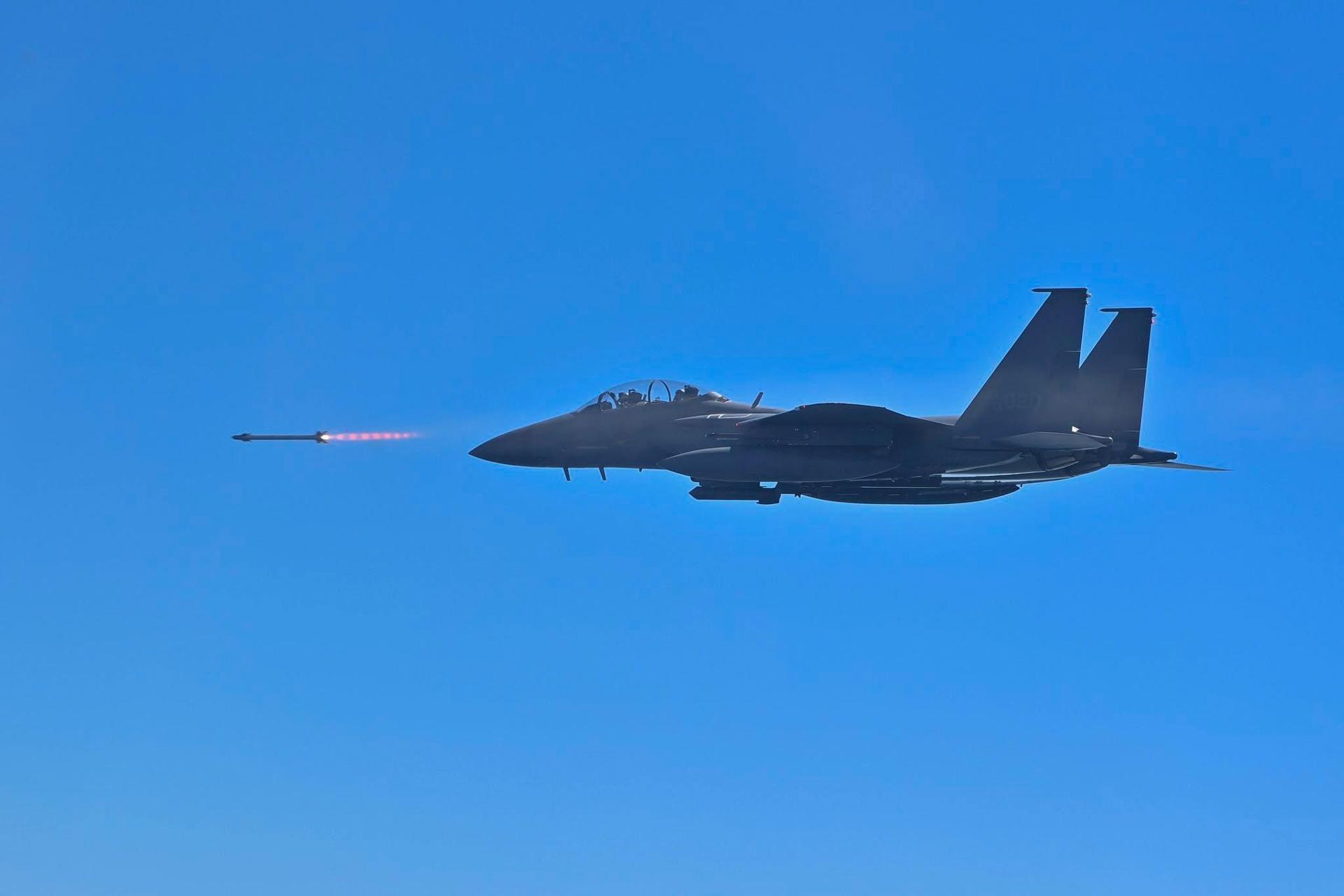 США одобрили возможную продажу Южной Корее ракет AIM-9X на 125 млн долларов
