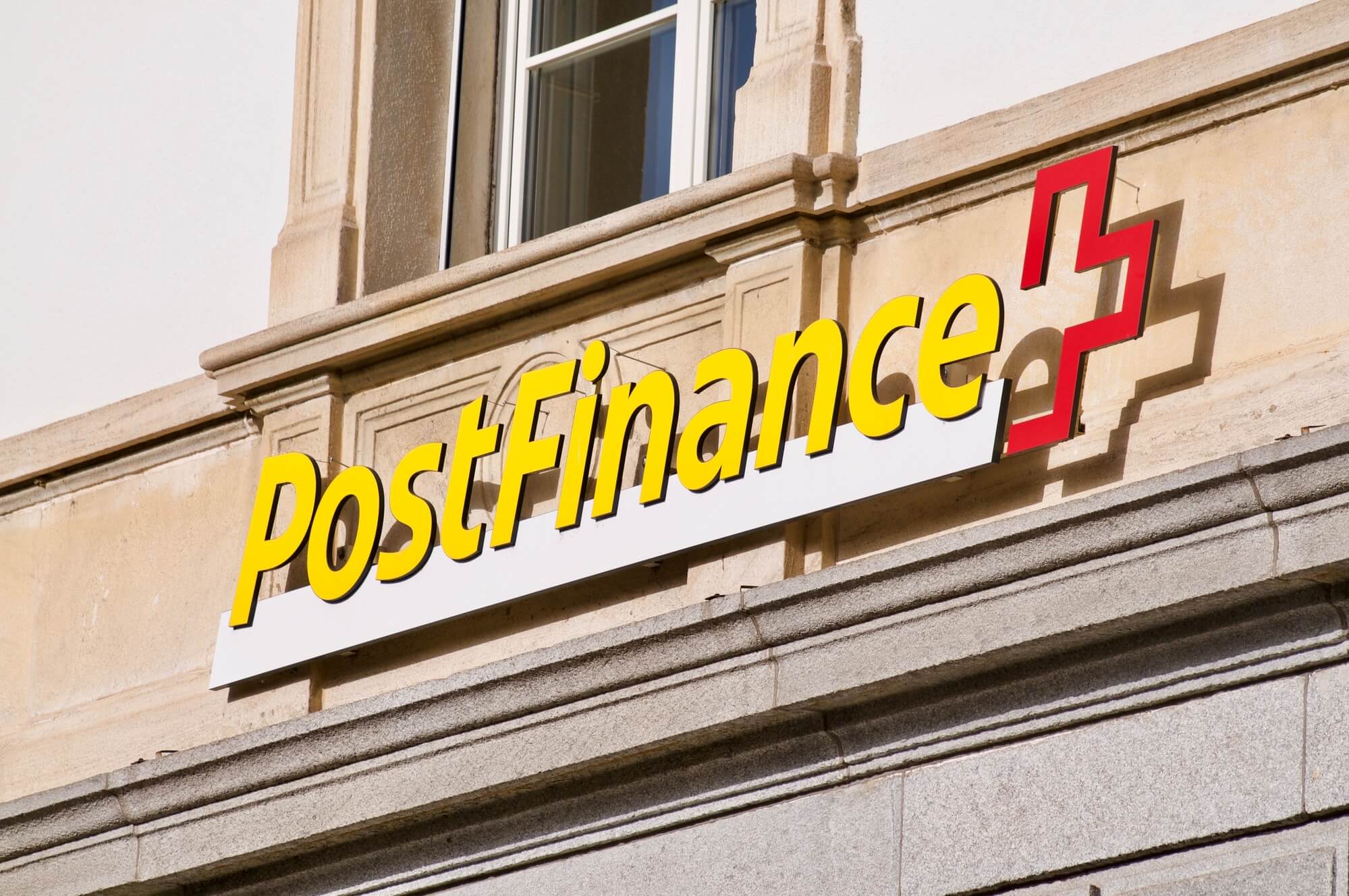 PostFinance elimina el bloqueo de doce semanas y pasa el staking de Ethereum a condiciones flexibles
