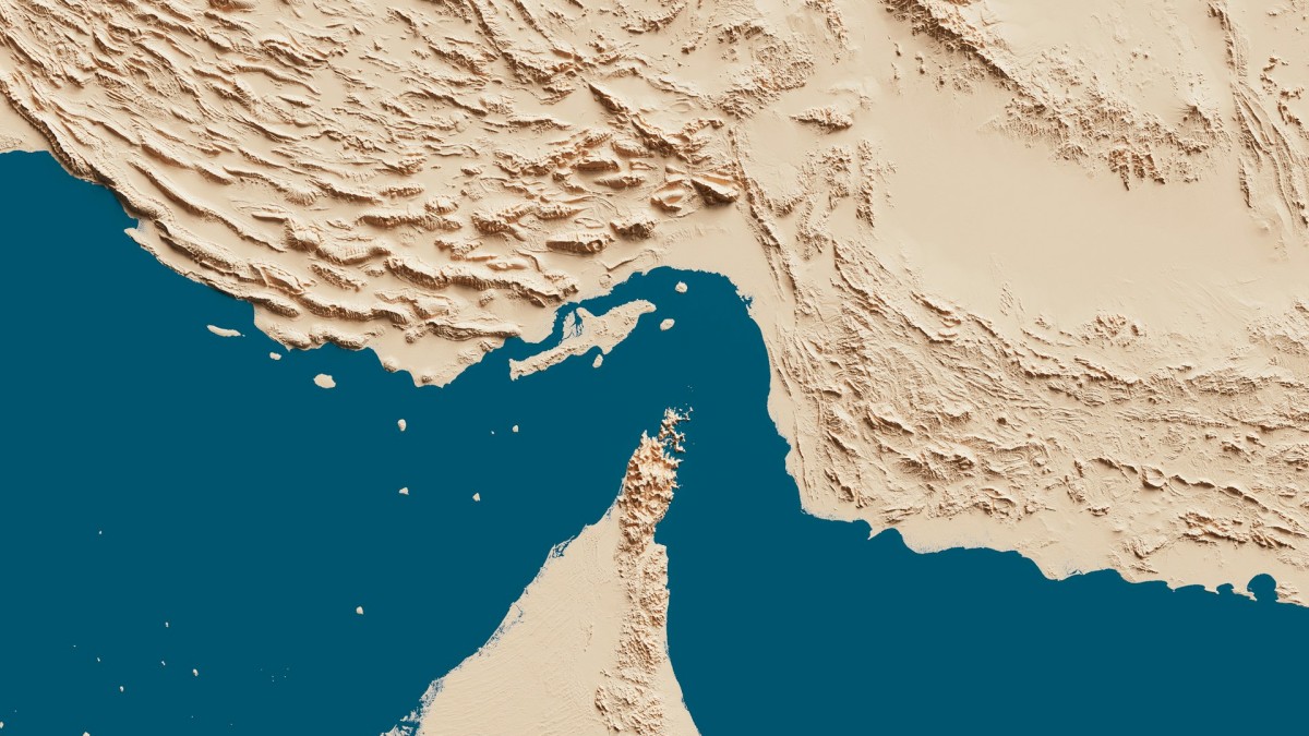 Ruch statków przez Hormuz spada do tygodniowego minimum, gdy impas między USA a Iranem się przedłuża