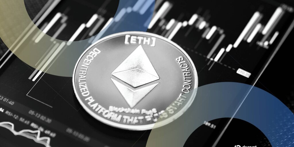 Fidelity запрашивает одобрение SEC на добавление стейкинга ETH и распределение выплат инвесторам для своего Ethereum ETF