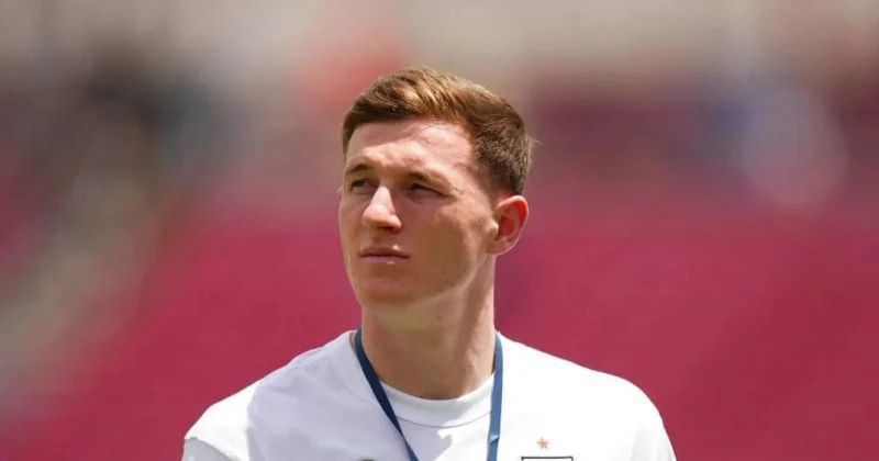 Elliot Anderson kontuzjowany w debiucie w Premier League dla Manchesteru City