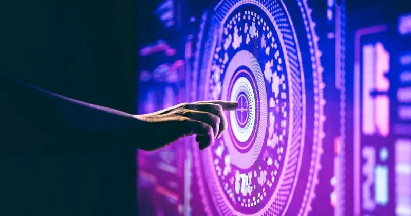 Des chercheurs chinois développent « Light Society » pour simuler plus d'un milliard d'agents IA