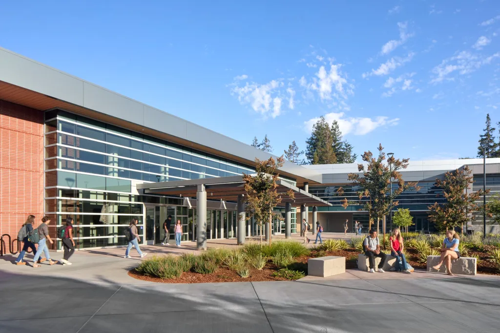 Forget the gala: Silicon Valley schools run their own venture capital funds