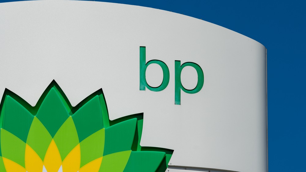 Le bénéfice du deuxième trimestre de BP plus que double pour atteindre 5,7 milliards de dollars grâce aux prix élevés du pétrole et aux marges de raffinage robustes