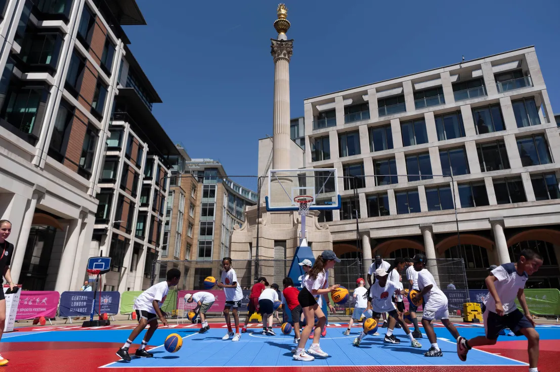 London Sports Festival's 3×3 Basketball Court in Paternoster Square Launches with Basketball England Takeover