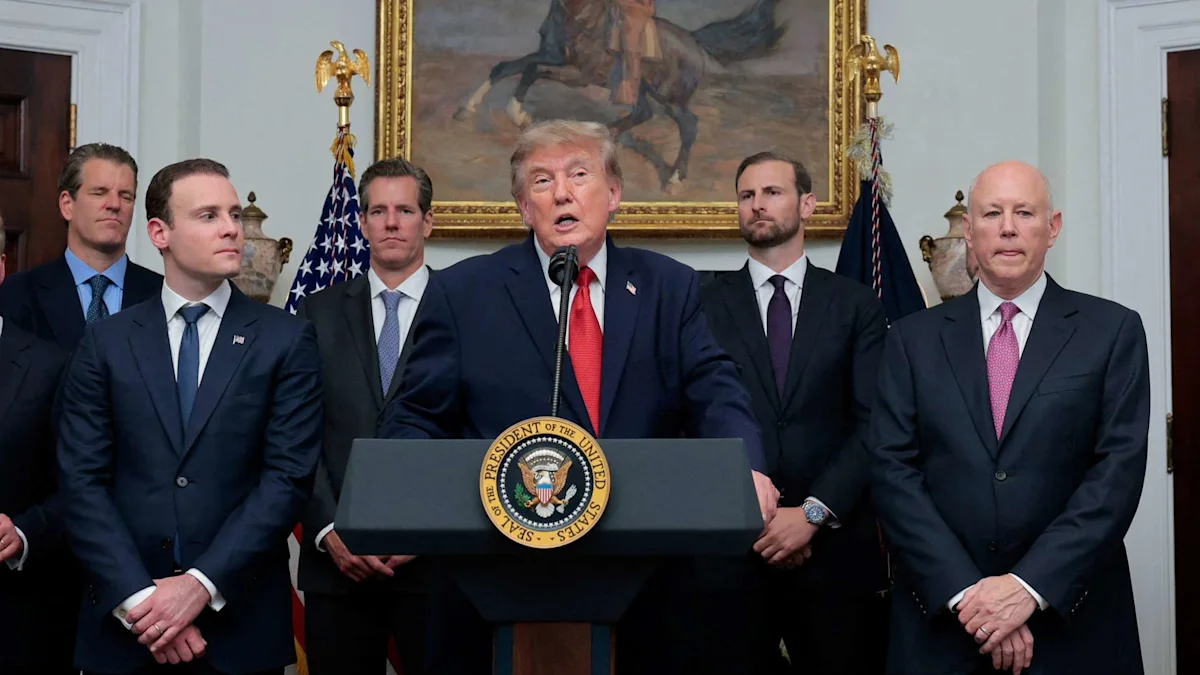 Администрация Трампа продвигает новые правила для крипторынка, пока закон о ясности (Clarity Act) застрял в Конгрессе