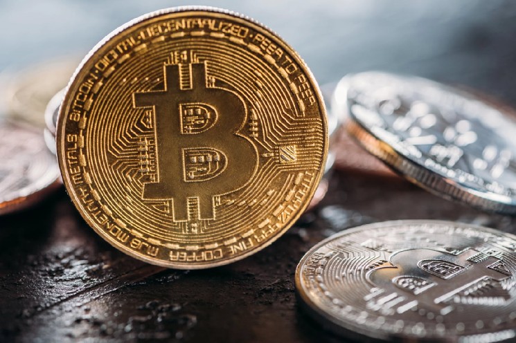 La ROI a 365 giorni di Bitcoin scende sotto 1: perdita di circa il 49% per i detentori dell'ultimo anno