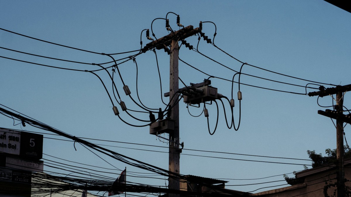 Southeast Asia's Aging Power Grids Threaten Clean Energy Investment Surge