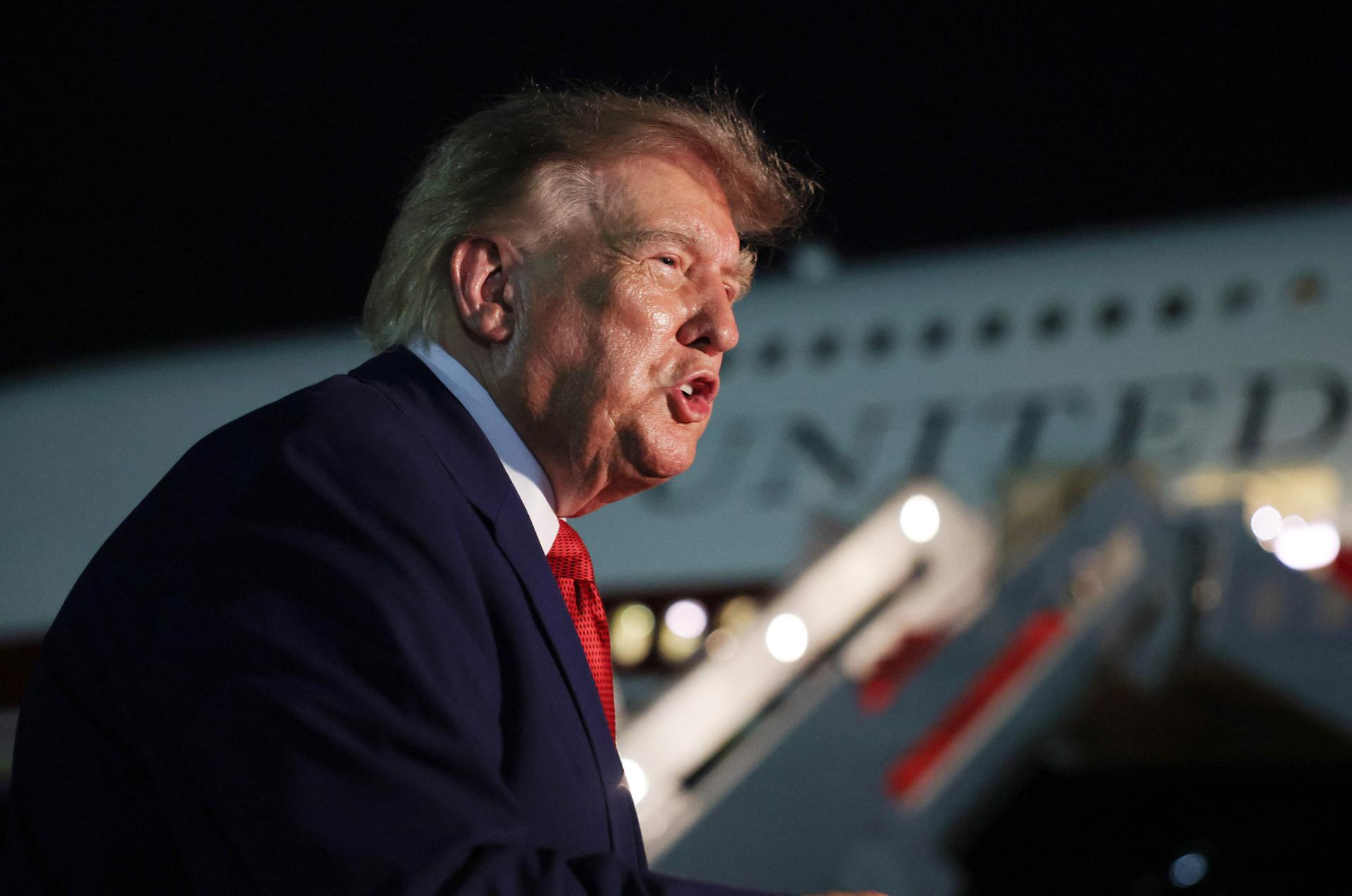 Trump declara el control estadounidense del Estrecho de Ormuz y promete 'mantenerlo'