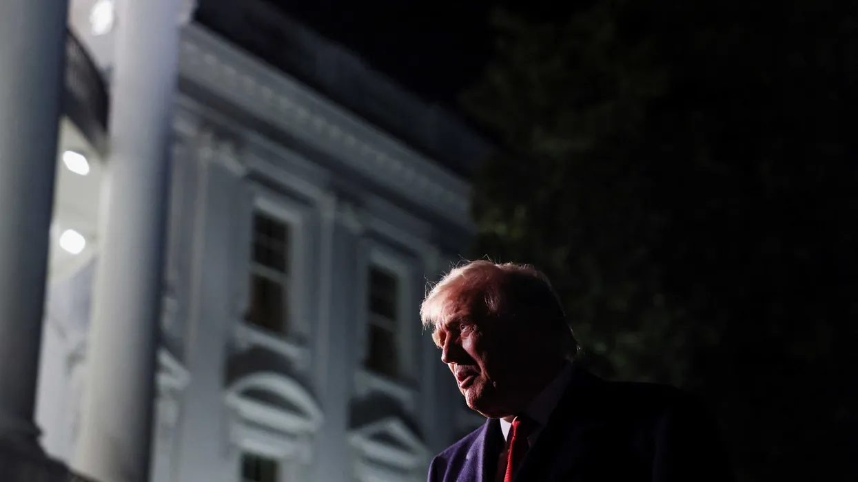 Трамп объявил, а затем отменил запланированный военный удар США по Ирану, сославшись на новую сделку