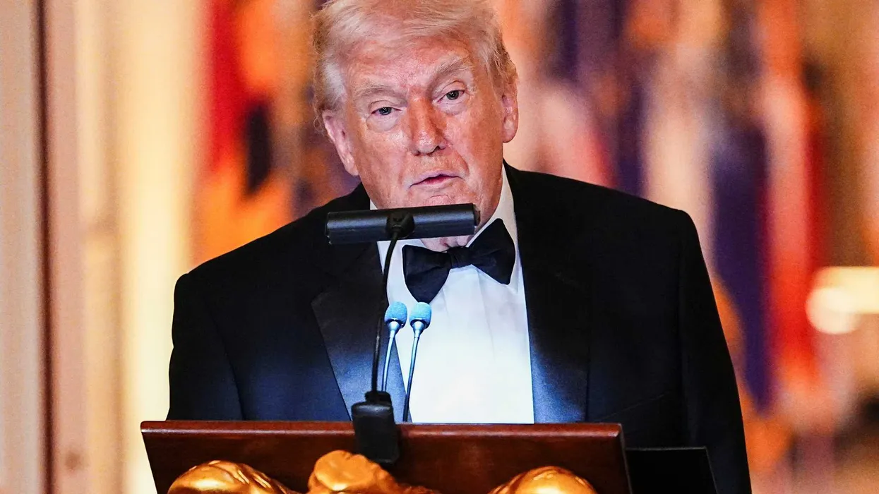 Trump przystępuje do wyborów środkowych z nielicznymi sukcesami, podczas gdy wojna z Iranem, cła i zablokowana dyplomacja obciążają Republikanów – raport