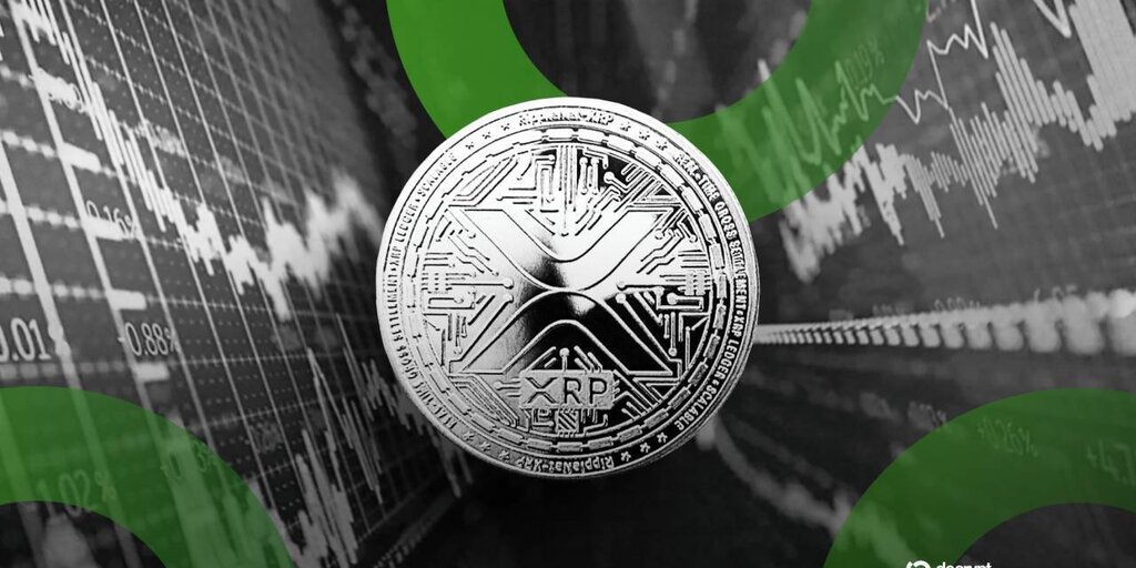 XRP вырос на 14% до $1.40, устранив сигнал «креста смерти» и возглавив топ-10 криптовалют