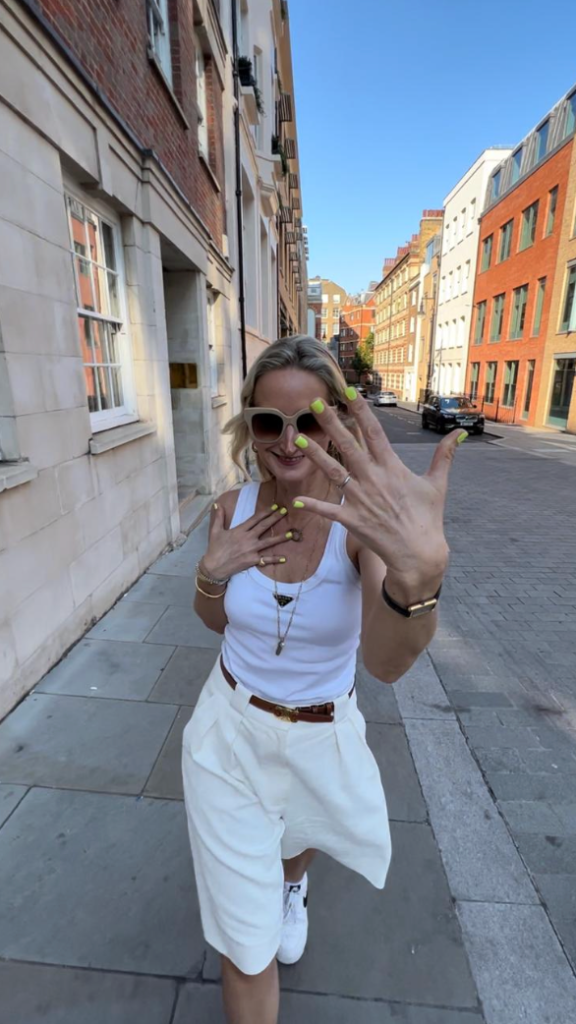 Теа Грин: как 23-летняя модная редакторка построила Nails.Inc в глобальный бренд — и продала его за $40 million
