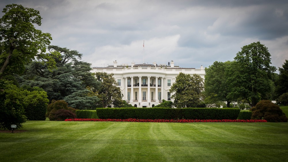 Ceny ropy rosną, gdy nadzieje na pokój między USA a Iranem bledną