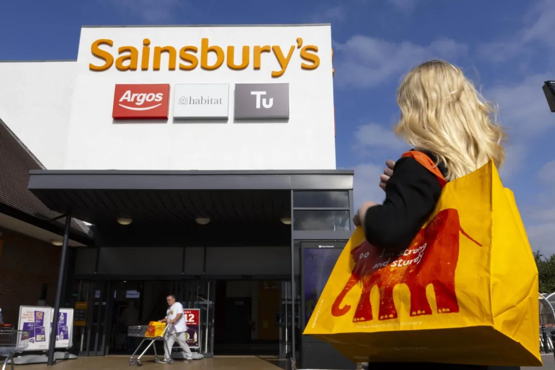 Le retrait stratégique de Sainsbury's : comment le distributeur du FTSE 100 revient à ses racines alimentaires