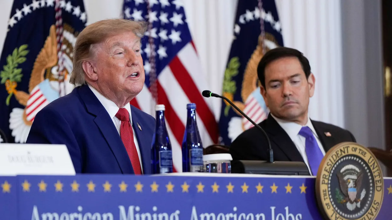 Rubio spotkał się z krytyką po wpisie o „obywatelstwo nie jest na sprzedaż”, gdy zderzył się on z programem Trump Gold Card