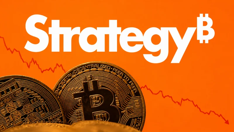Strategy registra una perdita operativa di 8,33 miliardi di dollari nel secondo trimestre mentre Bitcoin scende del 27% dall'inizio dell'anno