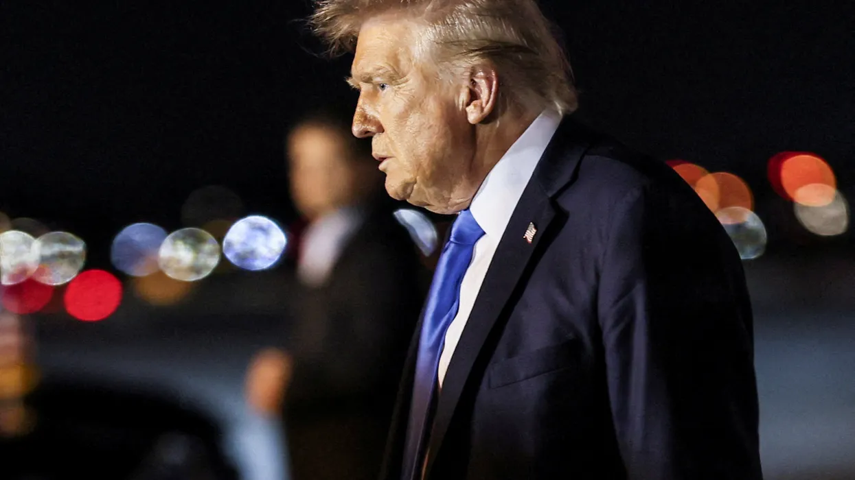 Gli avvocati della stampa avvertono che la stretta di Trump sui giornalisti si intensifica tramite i sequestri di telefoni alla frontiera